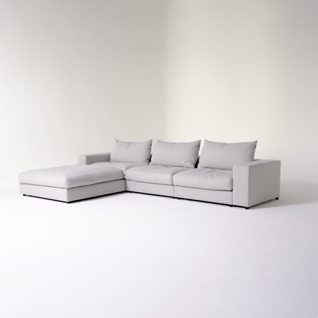 3 seater sofa FLAYR grey L-shape by MYCS