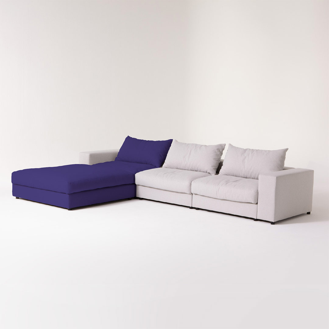 3 seater sofa FLAYR grey and purple with recamiere by MYCS