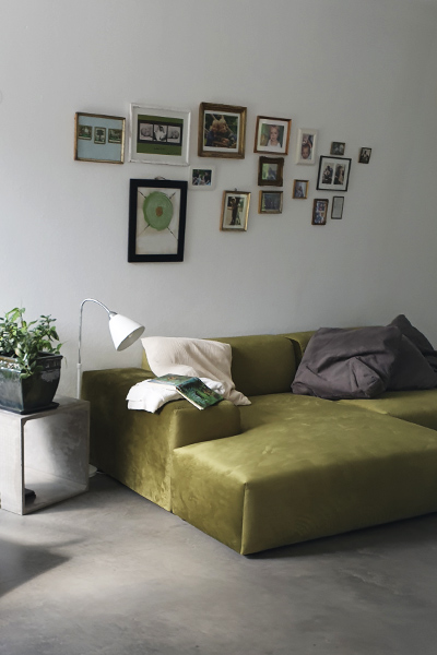 corner sofa PYLLOW by MYCS in olive green velvet